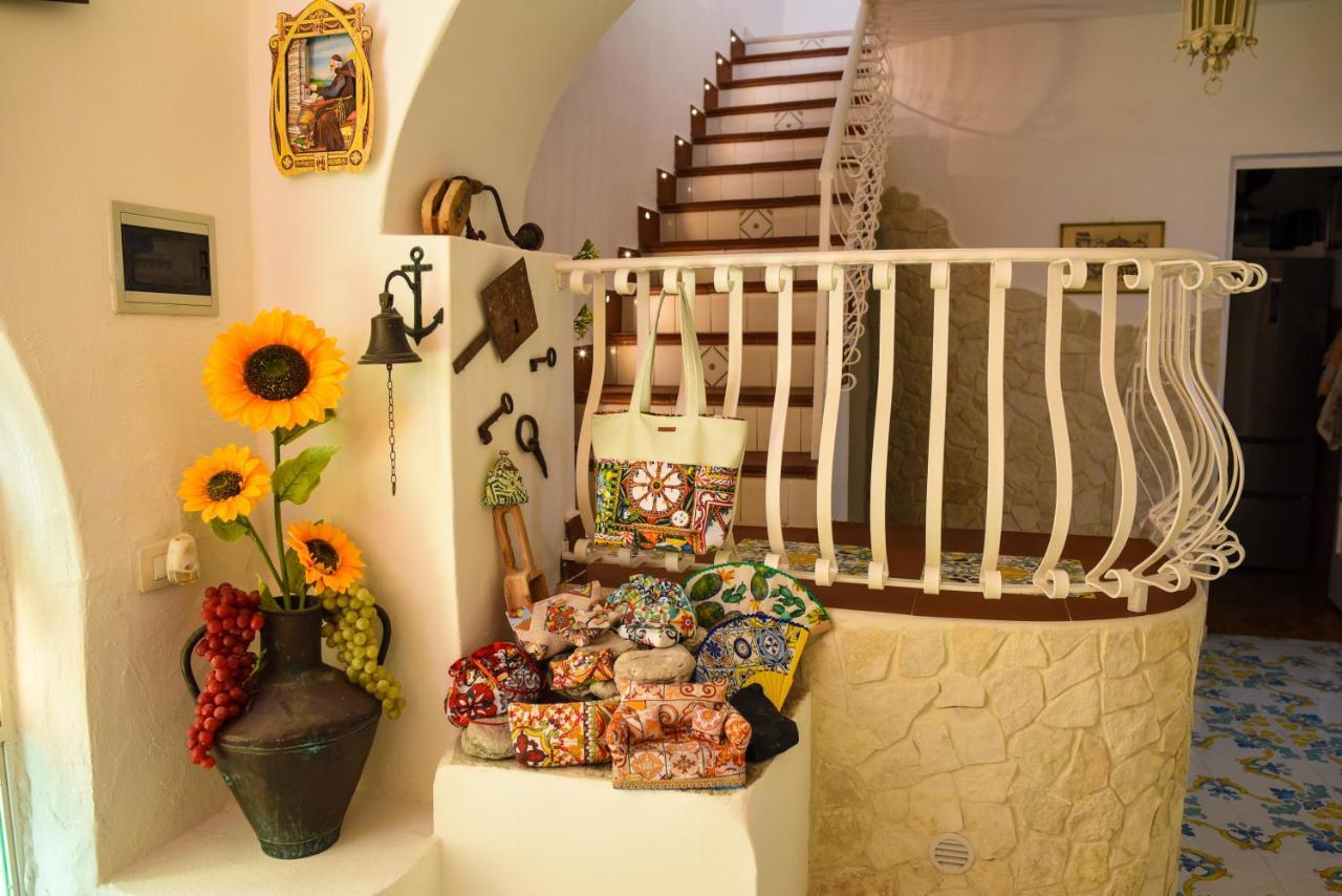B&B Antico Palmento Lipari  Buitenkant foto