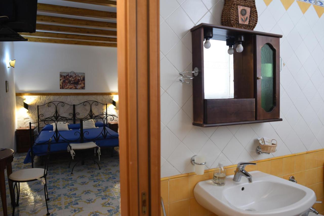 B&B Antico Palmento Lipari  Buitenkant foto
