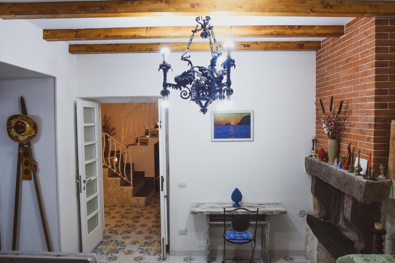 B&B Antico Palmento Lipari  Buitenkant foto